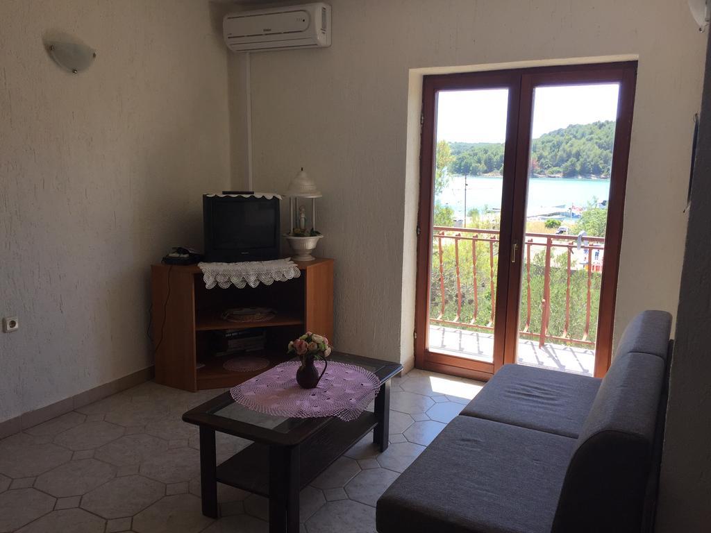 Apartments Davor Jadrtovac 外观 照片